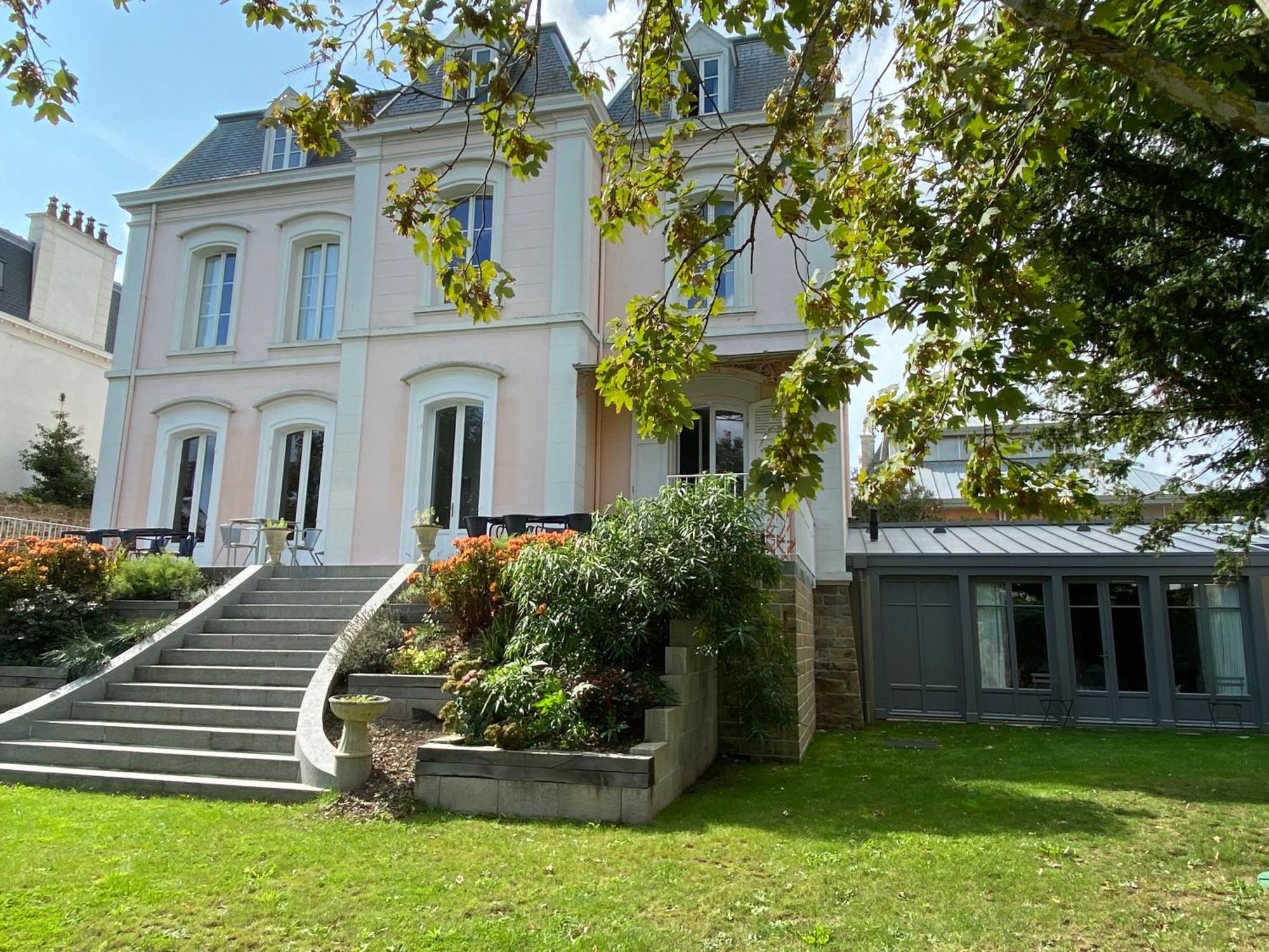 Maison Lacase